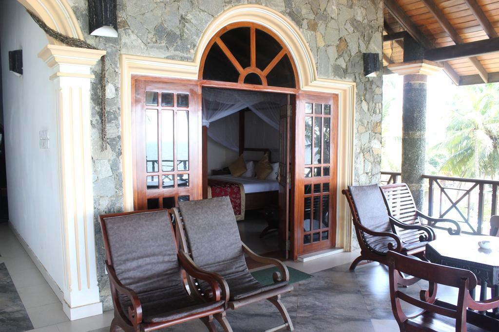 Warahena Beach Hotel Бентота Экстерьер фото