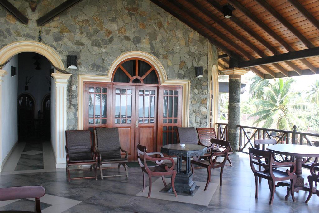 Warahena Beach Hotel Бентота Экстерьер фото