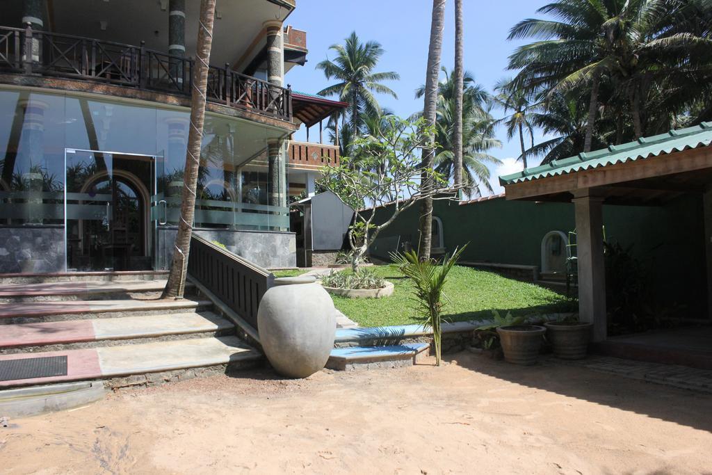 Warahena Beach Hotel Бентота Экстерьер фото