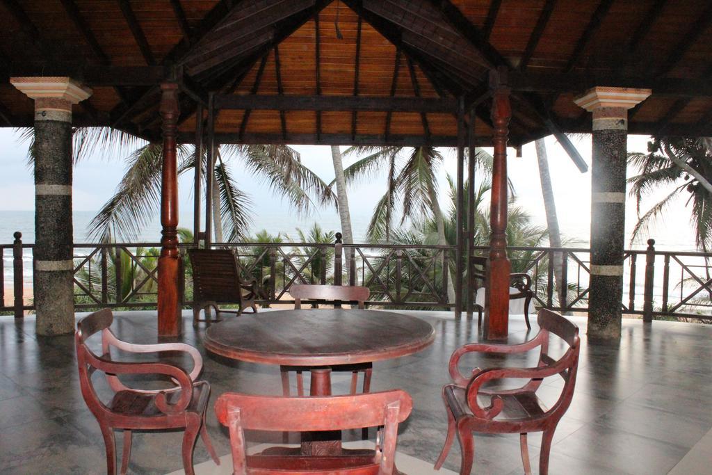 Warahena Beach Hotel Бентота Экстерьер фото